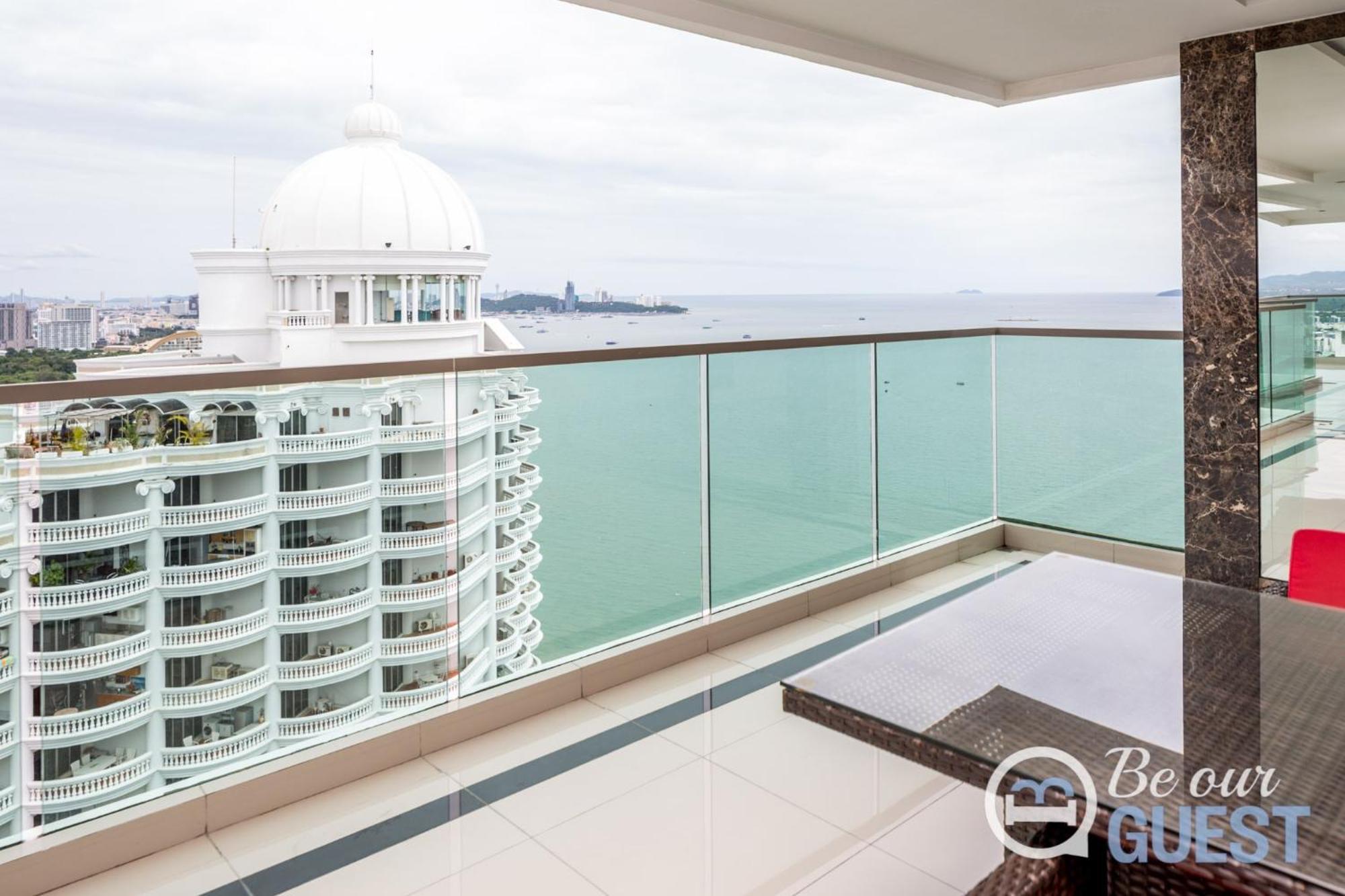 Stunning Sea View Condo On The Beach - Monthly Stay Pattaya Eksteriør bilde