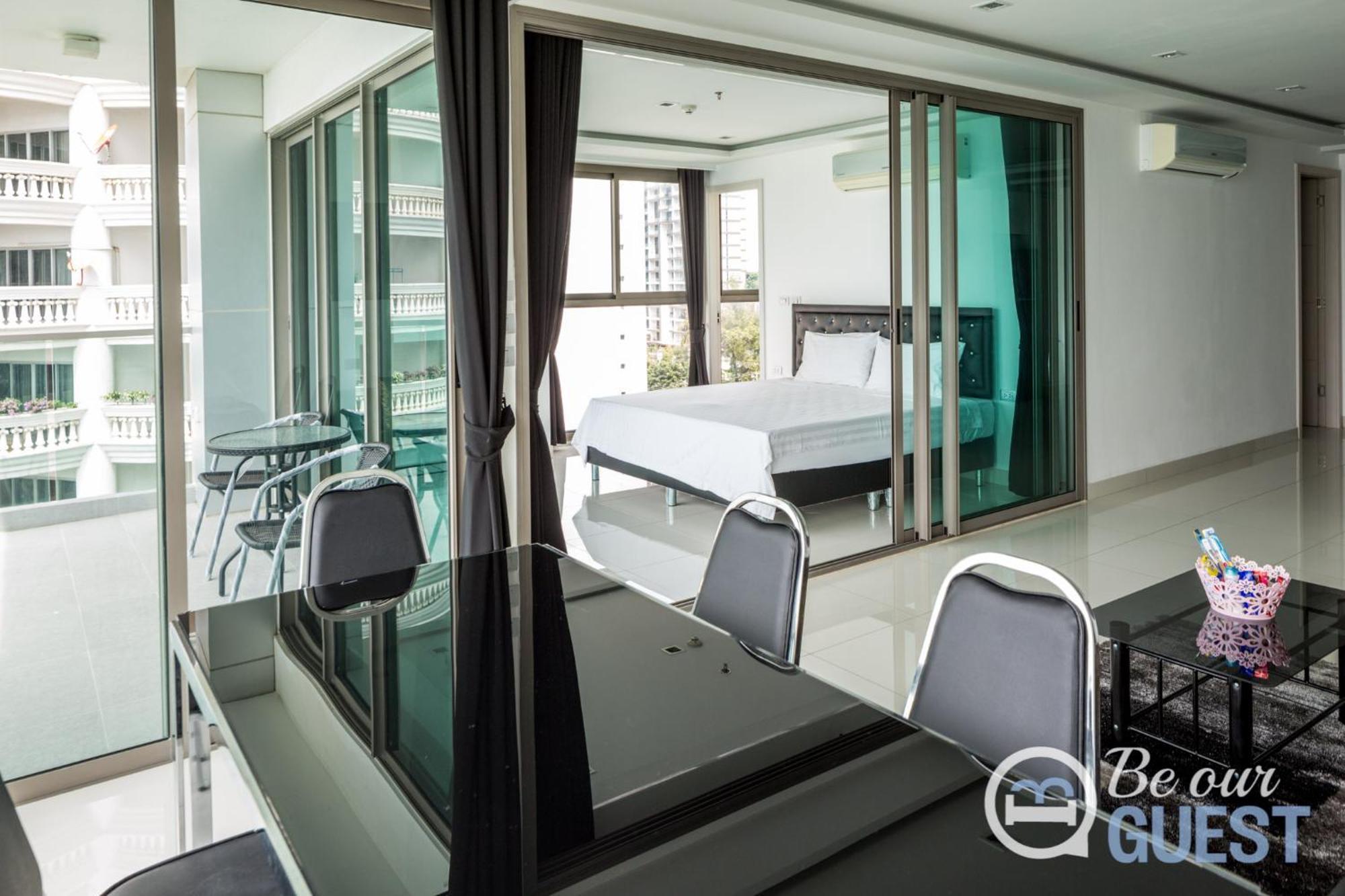 Stunning Sea View Condo On The Beach - Monthly Stay Pattaya Eksteriør bilde